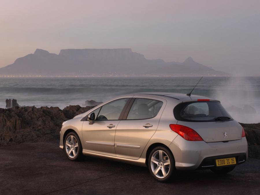  Peugeot 308 Premium Pack 2008 года  (фото 6 из 14)